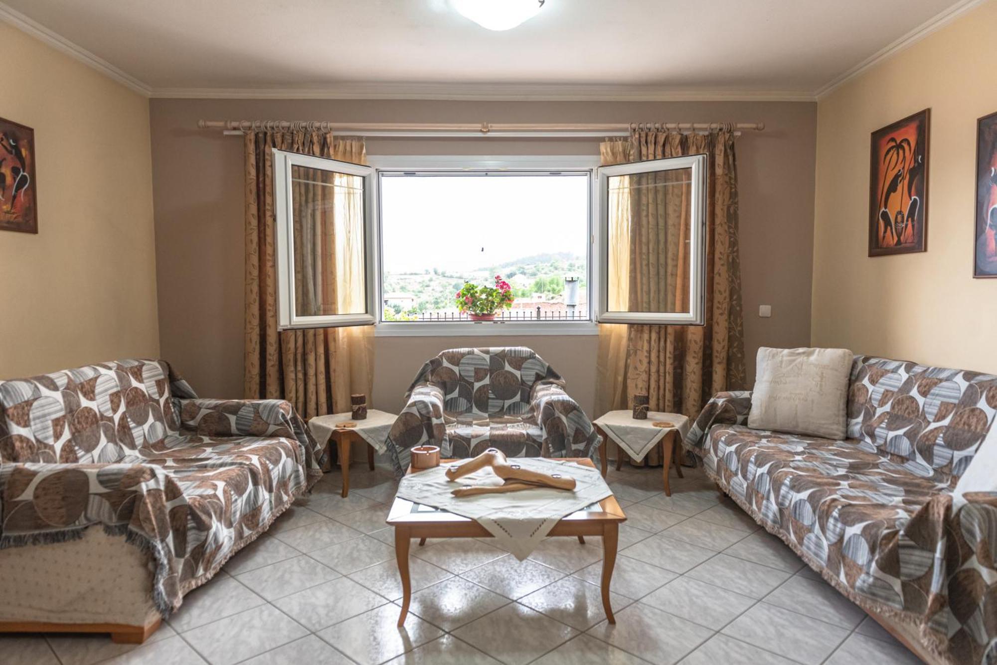 Apartmán Dimitri'S Mountain House Karpenísion Exteriér fotografie